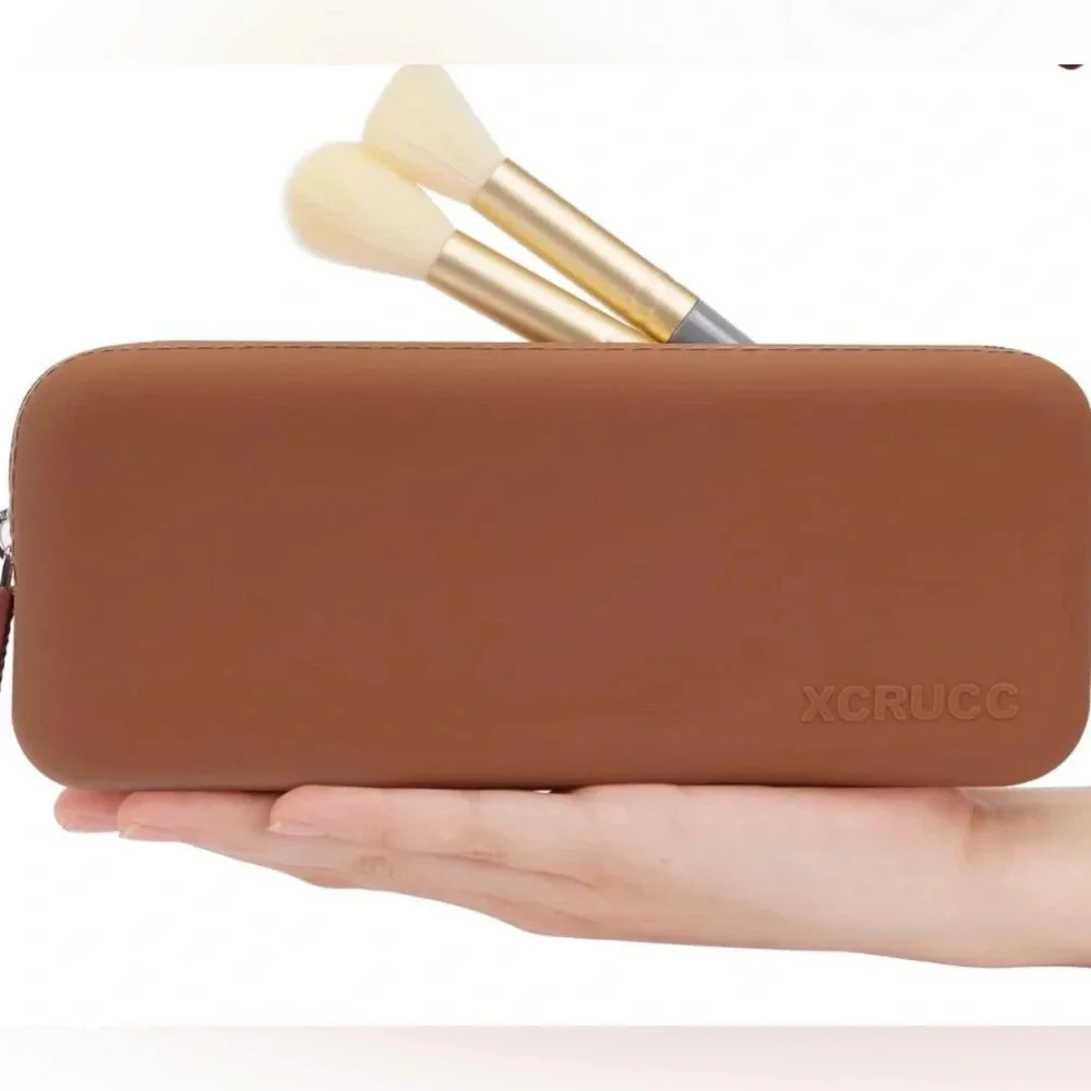 🆕 XCRUCC Silicone Makeup Brush Bag